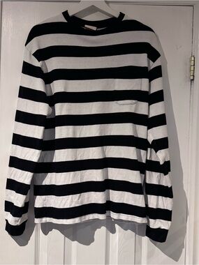 LA PAZ Black White Striped Long Sleeve Tee